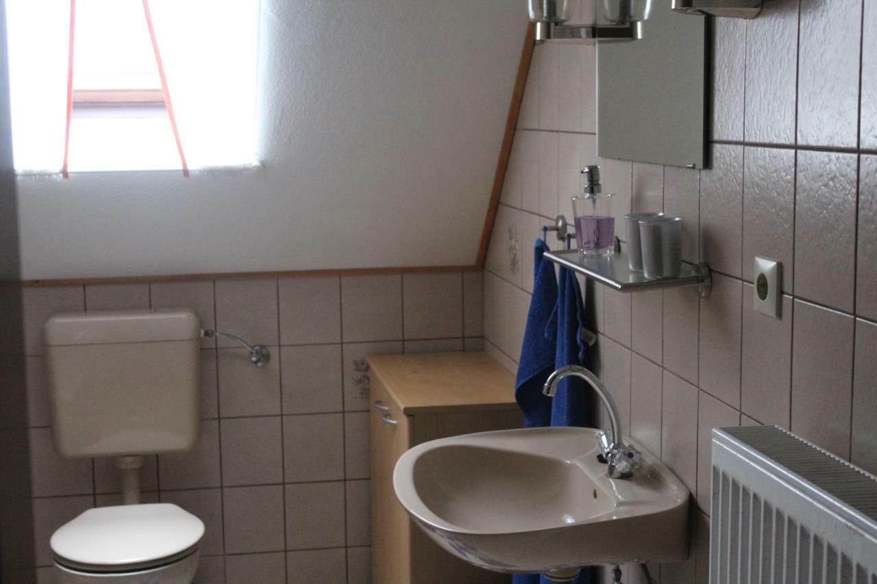 Haus im Wiesengrund Esens Exterior foto